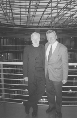 19.JPG (46941 BYTES)