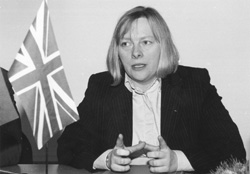 L2.JPG (17999 BYTES)