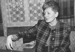 P10.JPG (31221 BYTES)