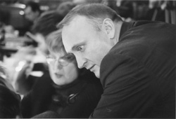 MI9.JPG (15675 BYTES)