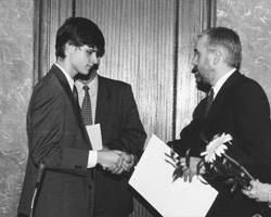 M2.JPG (25071 BYTES)