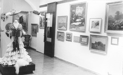 ALB3.JPG (18890 BYTES)