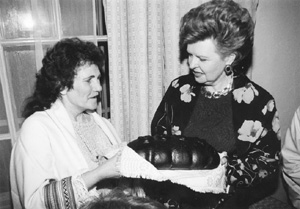 E6.JPG (31395 BYTES)