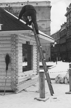 MI2.JPG (43738 BYTES)