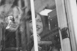 MI4.JPG (17917 BYTES)