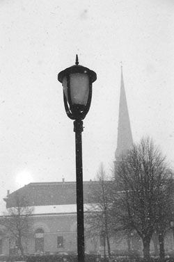 MIH4.JPG (17899 BYTES)