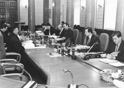 K1.JPG (24473 BYTES)