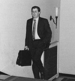 K11.JPG (20535 BYTES)