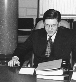 K4.JPG (26574 BYTES)