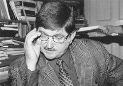 V8.JPG (24654 BYTES)