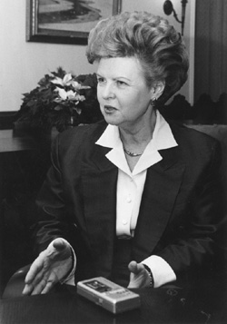 V1.JPG (29583 BYTES)