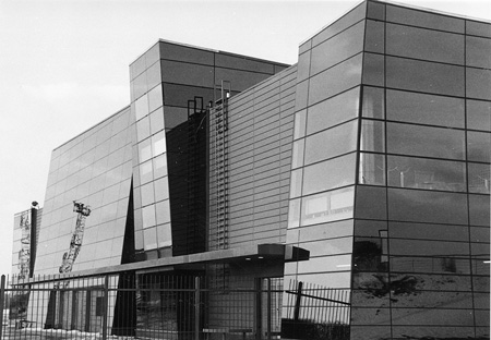 L1.JPG (55584 BYTES)