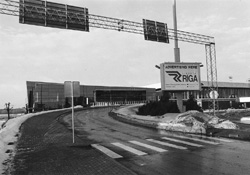 L4.JPG (21349 BYTES)