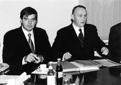 I4.JPG (15229 BYTES)