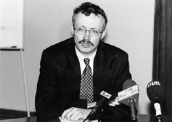 M1.JPG (12933 BYTES)