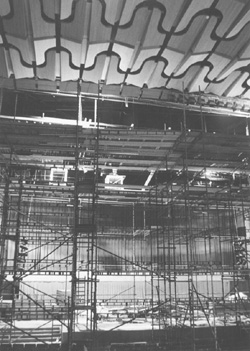 E6.JPG (45812 BYTES)