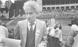 Z16.JPG (22775 BYTES)