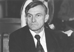 S4.JPG (14872 BYTES)