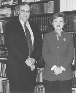 21.JPG (18542 BYTES)