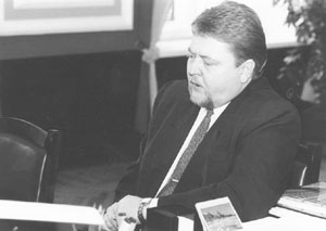 S1.JPG (14316 BYTES)