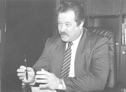 C2.JPG (17507 BYTES)