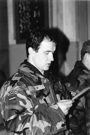 ST1.JPG (58868 BYTES)