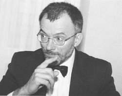 P4.JPG (16806 BYTES)