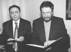 R8.JPG (18452 BYTES)