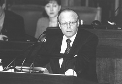 S3.JPG (14945 BYTES)