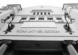 B2.JPG (20768 BYTES)