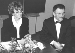 L2.JPG (19877 BYTES)