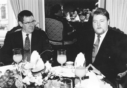 R4.JPG (25355 BYTES)