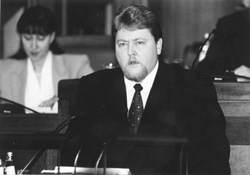 S1.JPG (16123 BYTES)