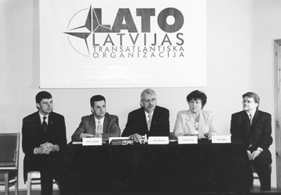 N6.JPG (32612 BYTES)