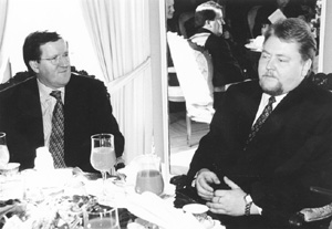 RR1.JPG (28655 BYTES)