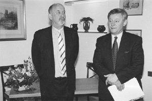 I2.JPG (24559 BYTES)