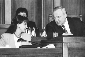 S2.JPG (25240 BYTES)