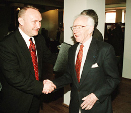 IN4.JPG (33845 BYTES)