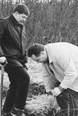 M1.JPG (40468 BYTES)