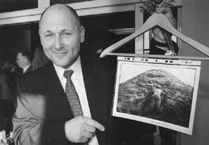 L2.JPG (27174 BYTES)