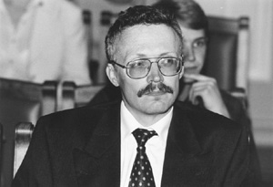 MM1.JPG (21137 BYTES)