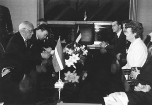 I4.JPG (25411 BYTES)