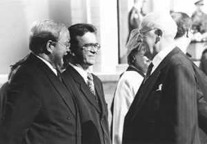 II2.JPG (25736 BYTES)