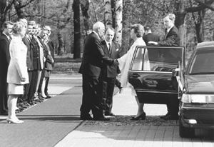 II3.JPG (35372 BYTES)