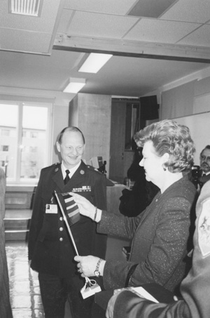 16.JPG (45658 BYTES)