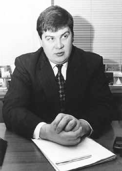 MIN4.JPG (29816 BYTES)