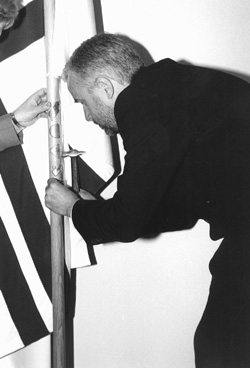 N4.JPG (27267 BYTES)