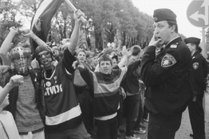 MI2.JPG (30754 BYTES)