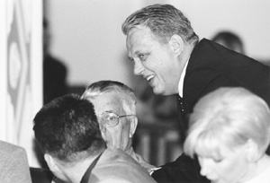 S8.JPG (22351 BYTES)