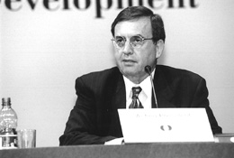 PP1.JPG (17644 BYTES)